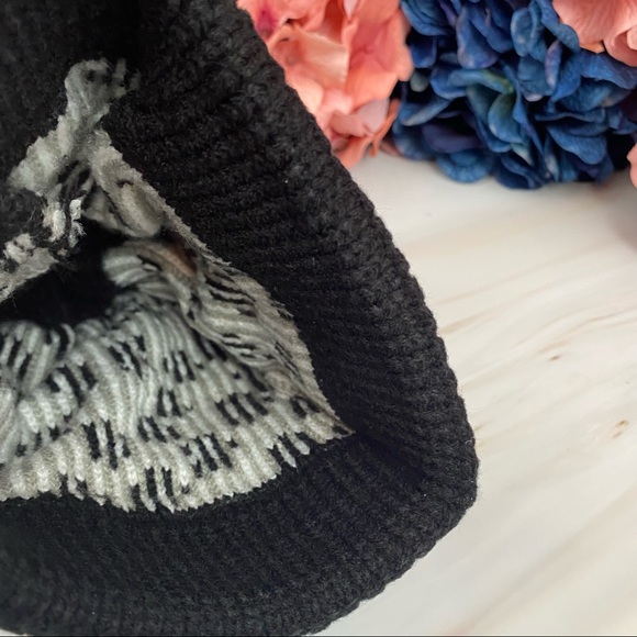 Trendy Black Leopard Knit Pom Pom Beanie - Picture 12 of 16